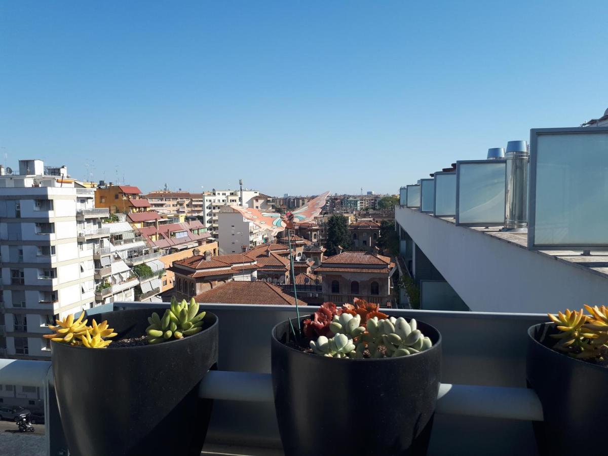 Penthouse 40 In Trastevere With Seasonally Jacuzzi Roma Dış mekan fotoğraf