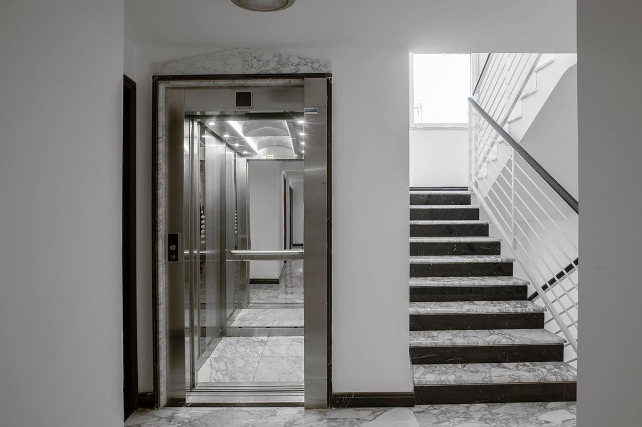 Penthouse 40 In Trastevere With Seasonally Jacuzzi Roma Dış mekan fotoğraf