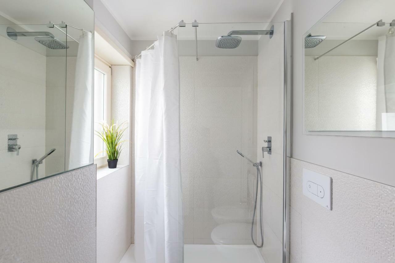 Penthouse 40 In Trastevere With Seasonally Jacuzzi Roma Dış mekan fotoğraf